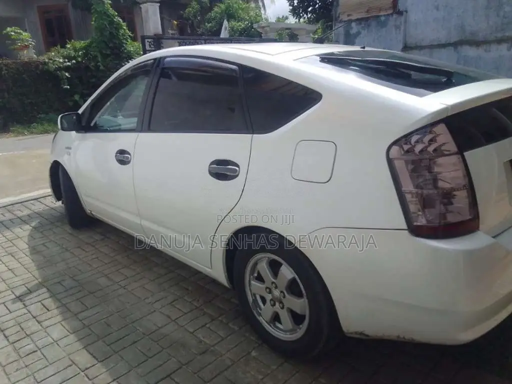 Toyota Saloon 2007 Car (Used)
