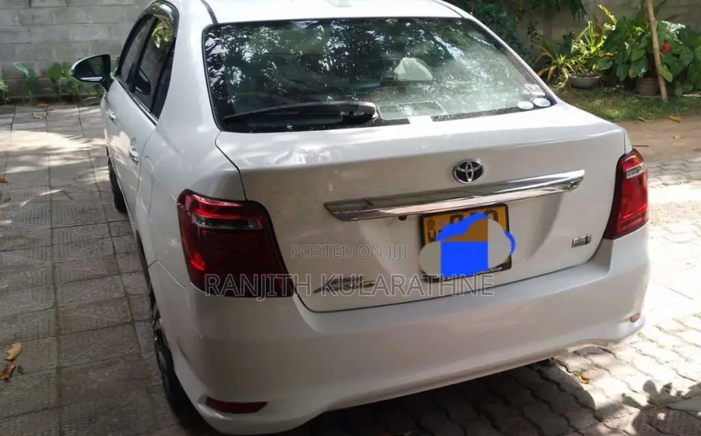 Toyota Axio G Grade 2015 Car (Used)