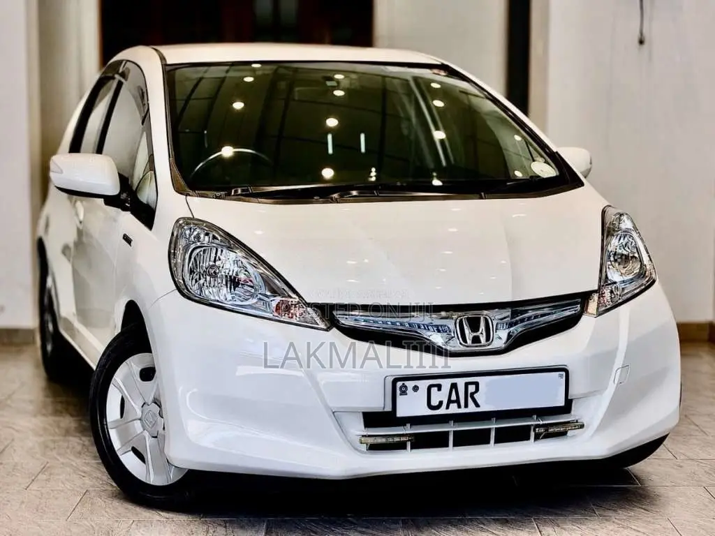 Honda Fit GP1 2015 Car (Used)