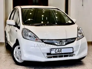 Honda Fit GP1 2015 Car (Used)
