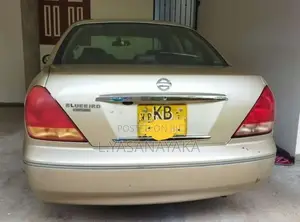 Nissan N17 2006 Car (Used)