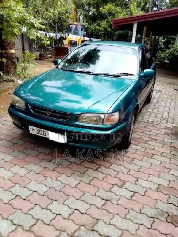 Toyota Corolla 1995 Car (Used)