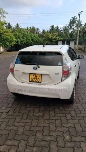 Toyota Aqua 2012 Car (Used)