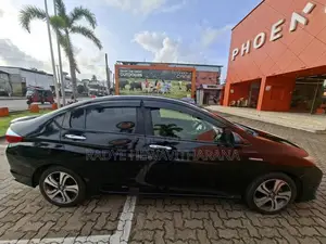 Honda Grace 2014 Car (Used)