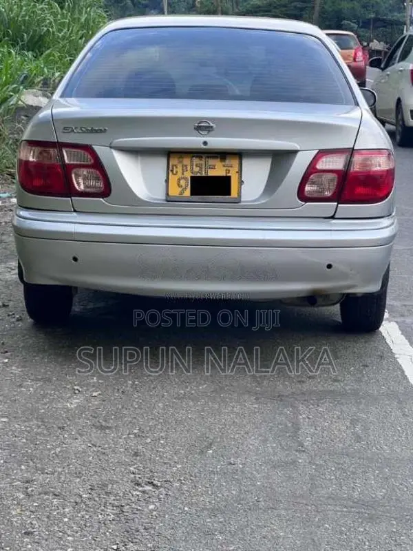 Nissan N16 2001 Car (Used)