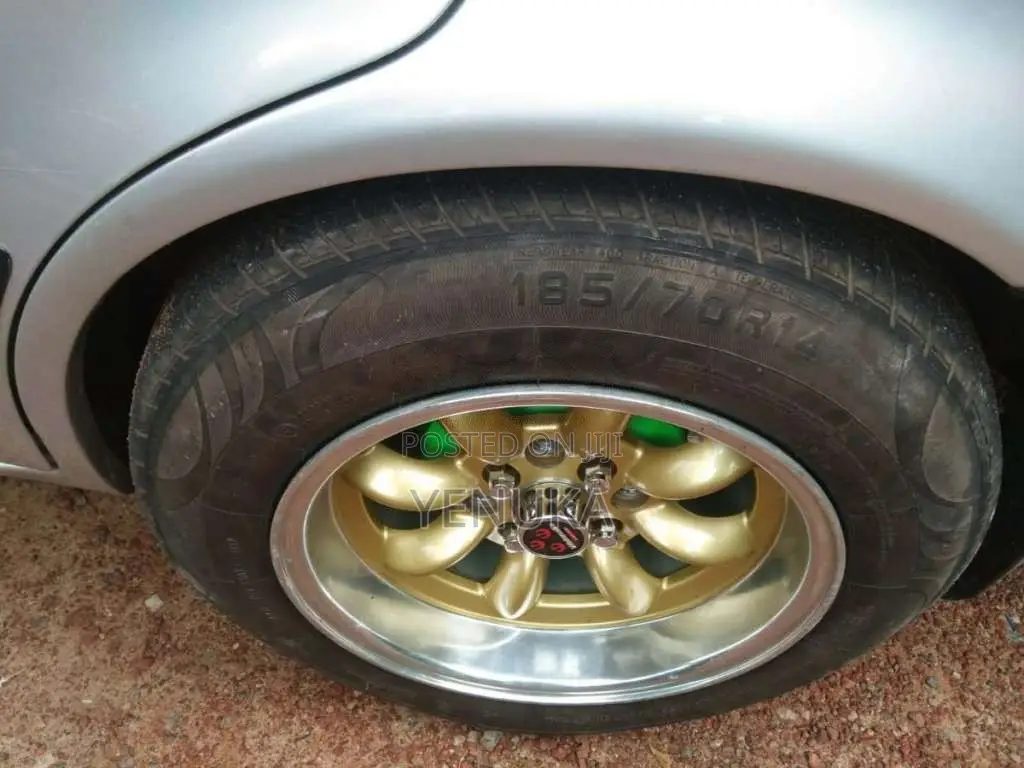 Toyota Sprinter 2006 Car (Used)