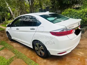Honda Grace Ex 2014 Car (Used)