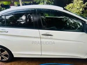 Honda Grace Ex 2014 Car (Used)