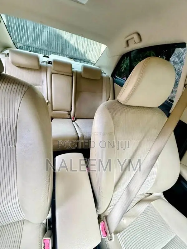 Toyota Premio 2017 Car (Used)