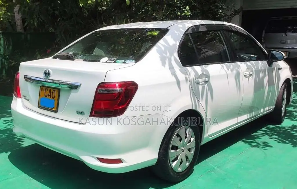 Toyota Axio 165 2015 Car (Used)
