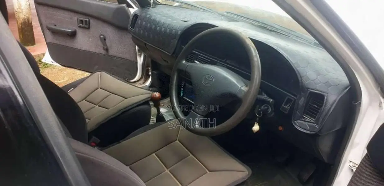 Toyota Corolla CE 90 1993 Car (Used)