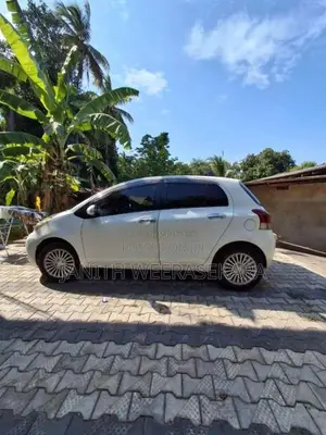 Toyota Vitz 2007 Car (Used)