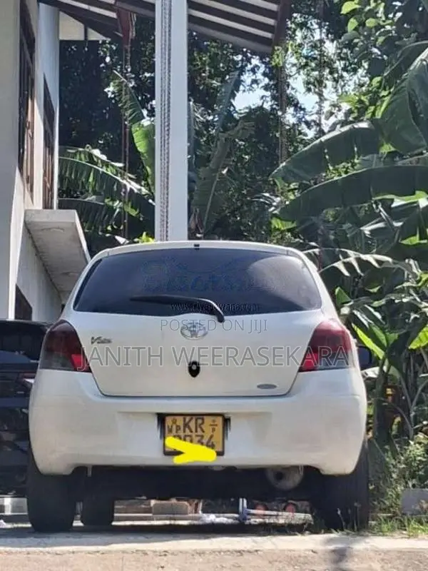 Toyota Vitz 2007 Car (Used)
