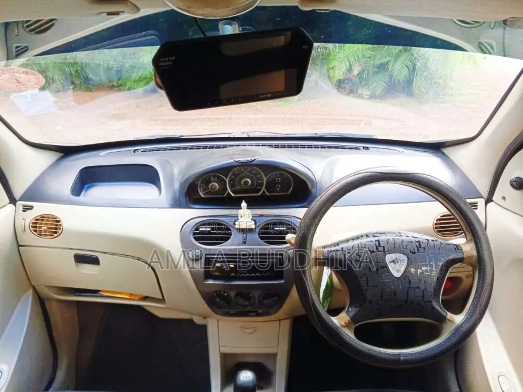 Micro Trend 2012 Car (Used)