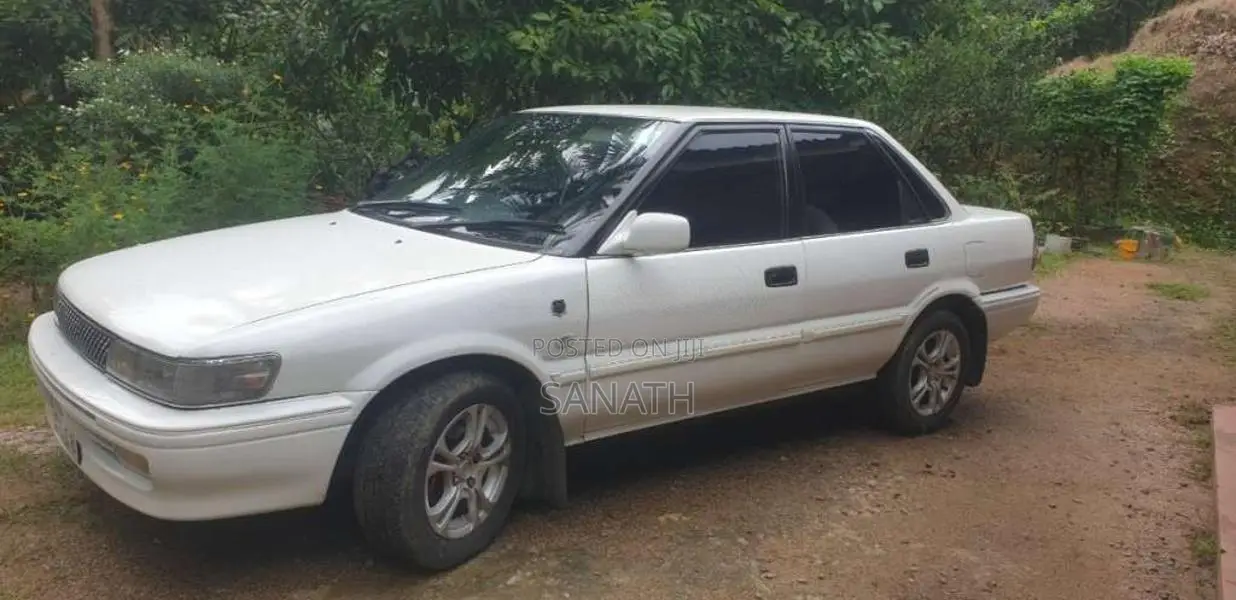 Toyota Corolla CE 90 1993 Car (Used)