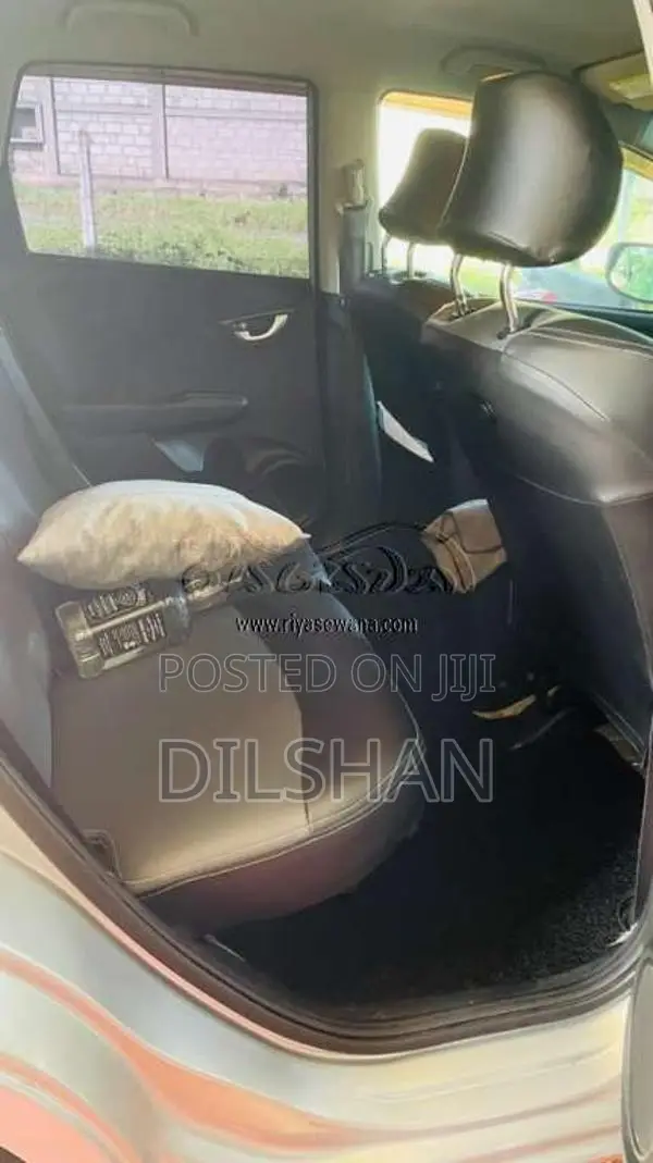 Honda Fit 2011 Car (Used)