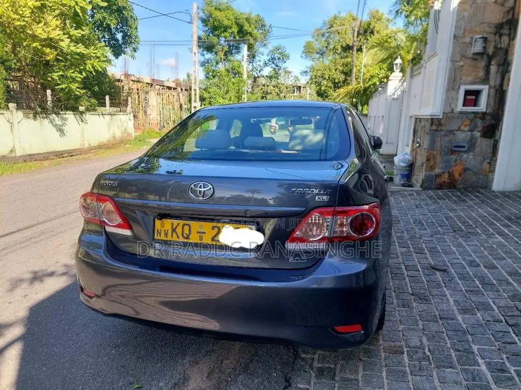 Toyota Corolla 141XLi 2011 Car (Used)