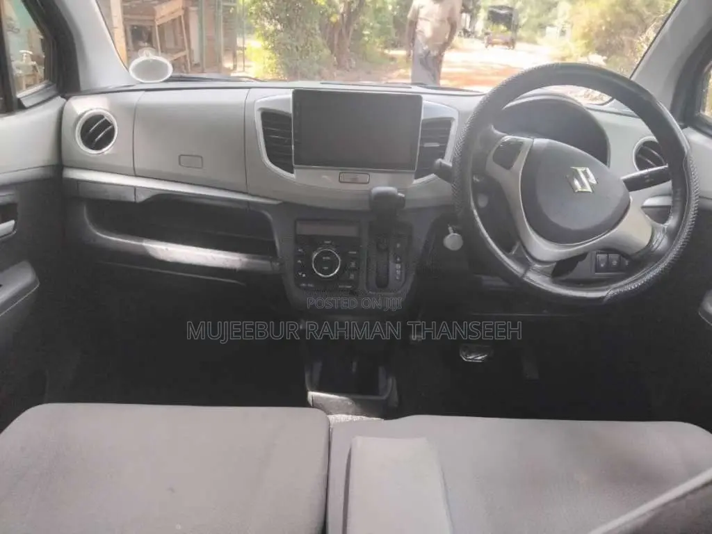 Suzuki Wagon R FZ 2014 Car (Used)