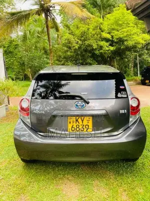 Toyota Aqua 2014 Car (Used)