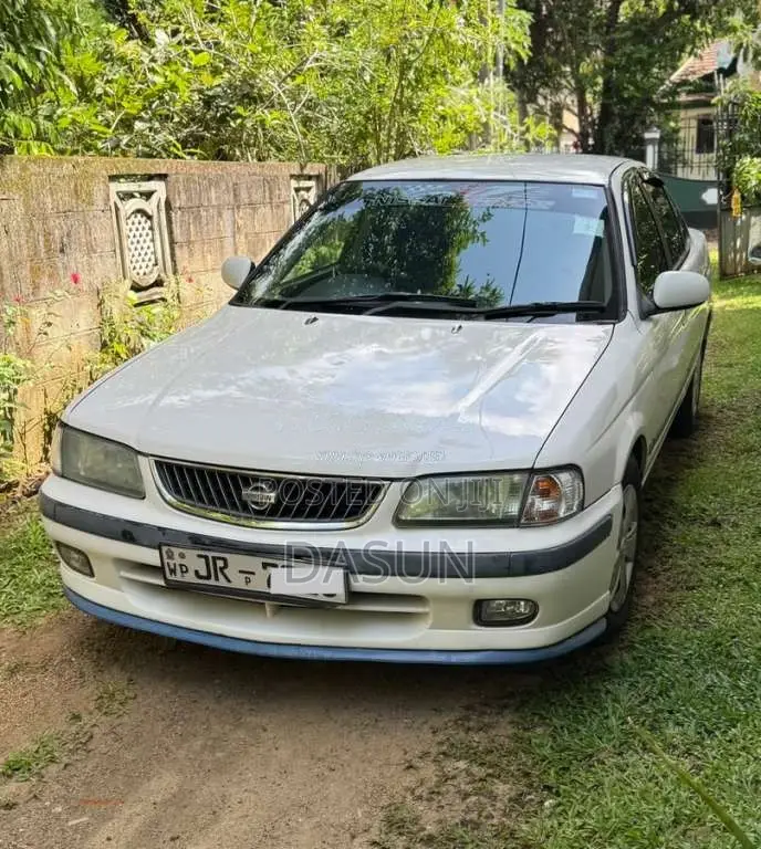 Nissan FB15 2001 Car (Used)