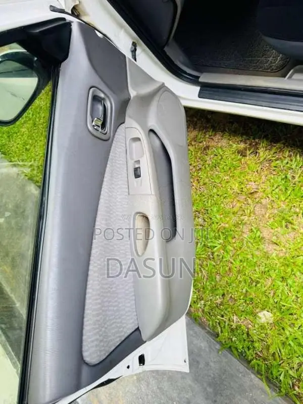 Nissan FB15 2001 Car (Used)