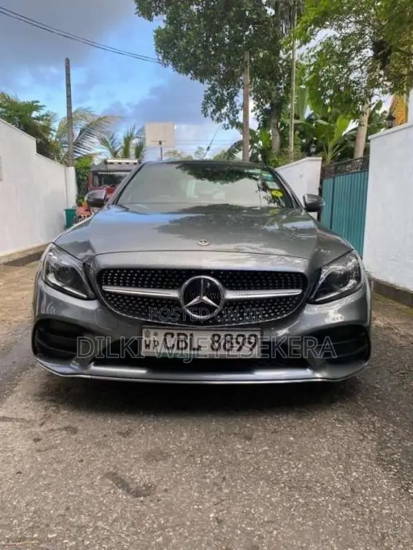 Mercedes-Benz C200 2019 Car (Used)