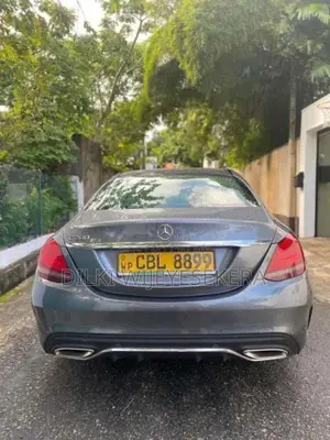 Mercedes-Benz C200 2019 Car (Used)