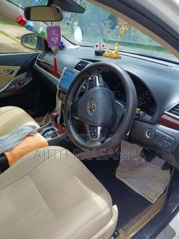 Toyota Premio 2016 Car (Used)