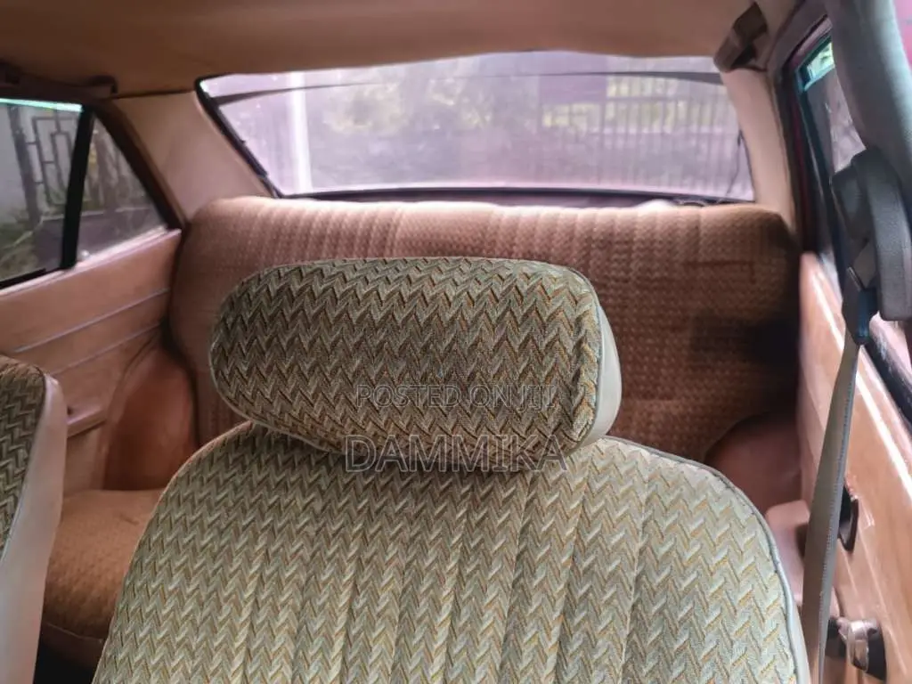 Mitsubishi Lancer 1977 Car (Used)