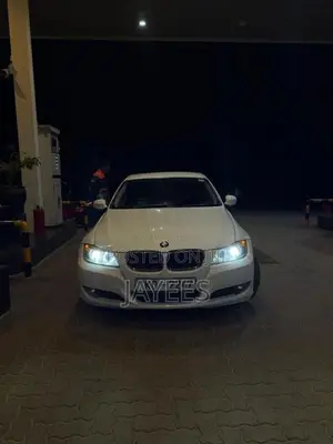 BMW 320i 2011 Car (Used)