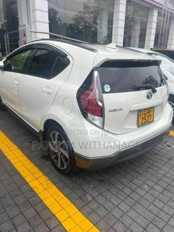 Toyota Aqua X Urban 2015 Car (Used)