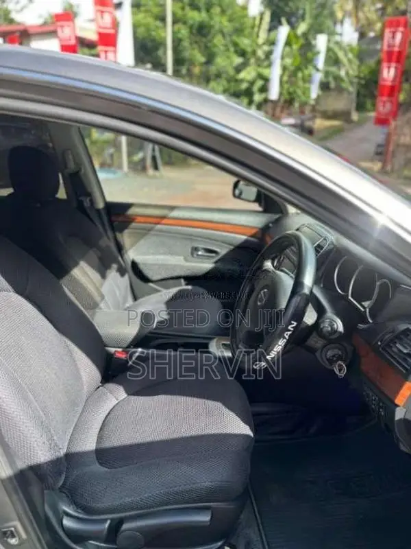 Nissan Bluebird Sylphy 2010 Car (Used)