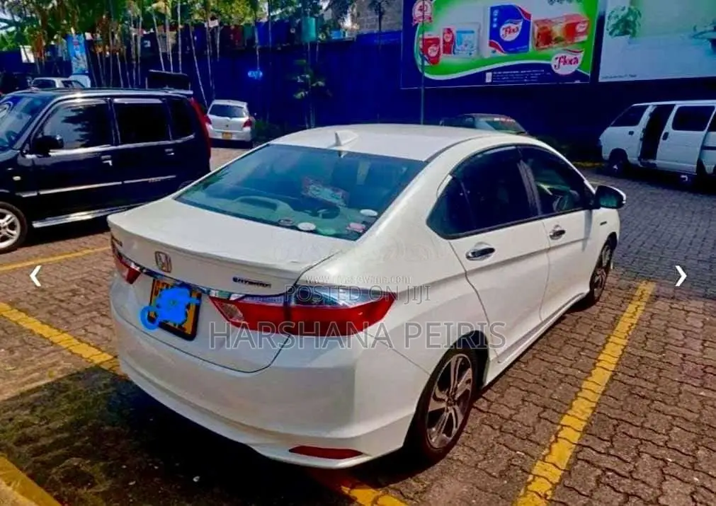Honda Grace EX 2014 Car (Used)