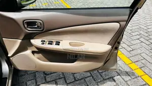Nissan FB15 2006 Car (Used)