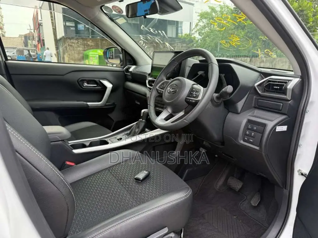 Daihatsu Rocky G Premium 2024 Car Unregistered (Recondition)