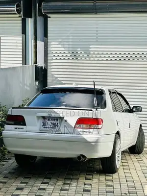 Toyota Carina 2000 Car (Used)