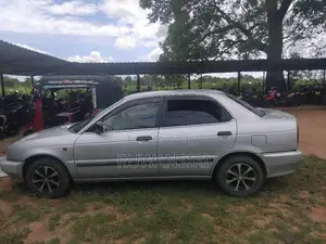 Suzuki Crescent 1998 Car (Used)