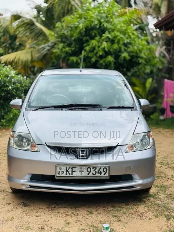 Honda Fit 2006 Car (Used)