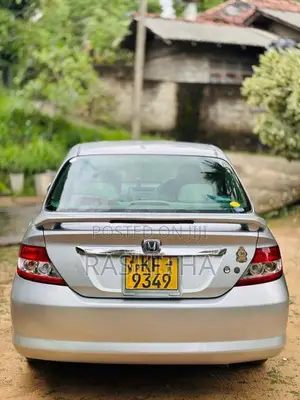 Honda Fit 2006 Car (Used)