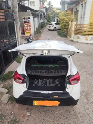 Renault Kwid 2016 Car (Used)