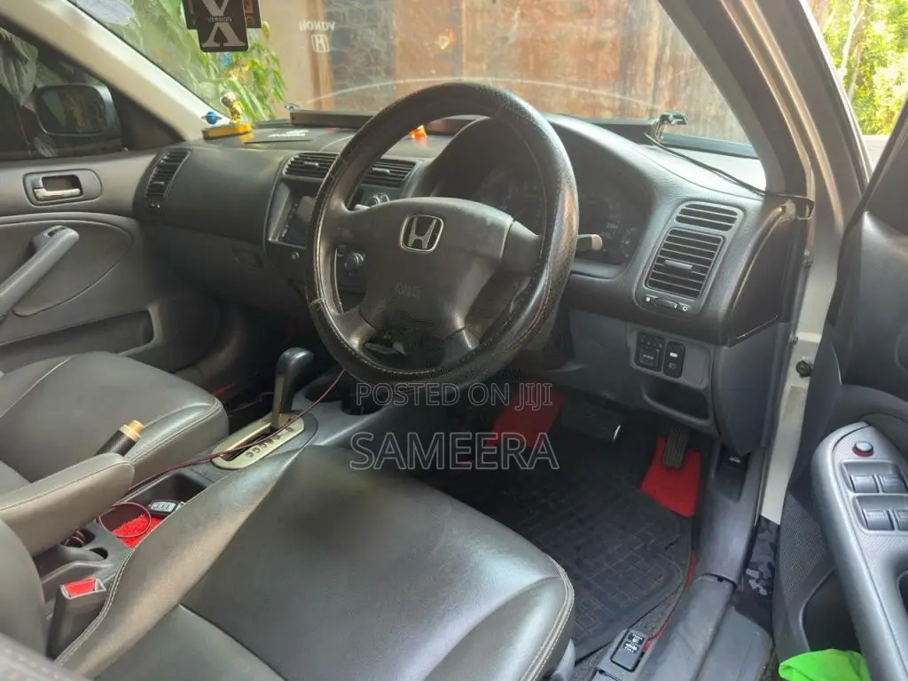 Honda Civic 2004 Car (Used)