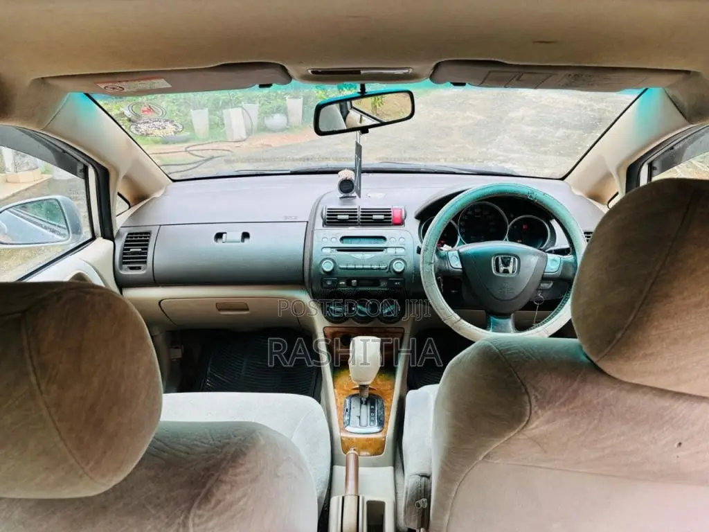 Honda Fit 2006 Car (Used)