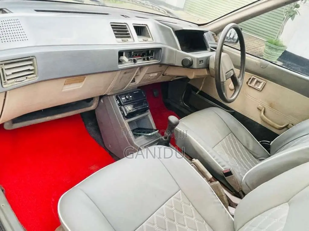 Mitsubishi C12 C11 Lancer Box 1985 Car (Used)