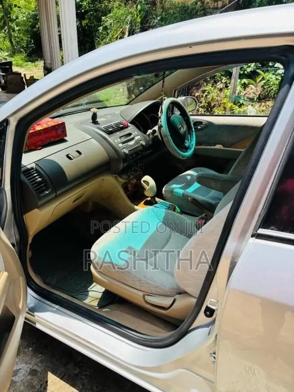 Honda Fit 2006 Car (Used)
