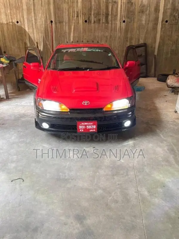 Toyota Cyons 1994 Car (Used)