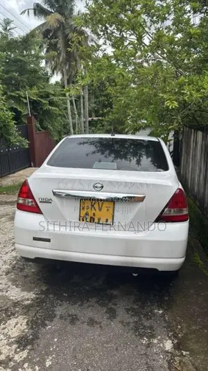 Nissan Tiida Latio 2012 Car (Used)