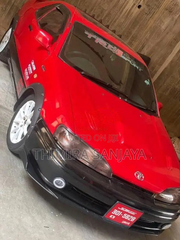 Toyota Cyons 1994 Car (Used)