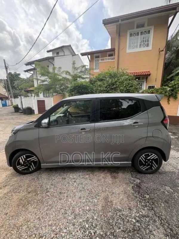 Nissan Dayz High Way Star 2023 Car Unregistered (Recondition)