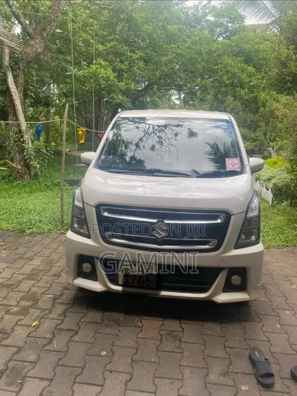Suzuki Wagon R Stingray 2018 Car (Used)