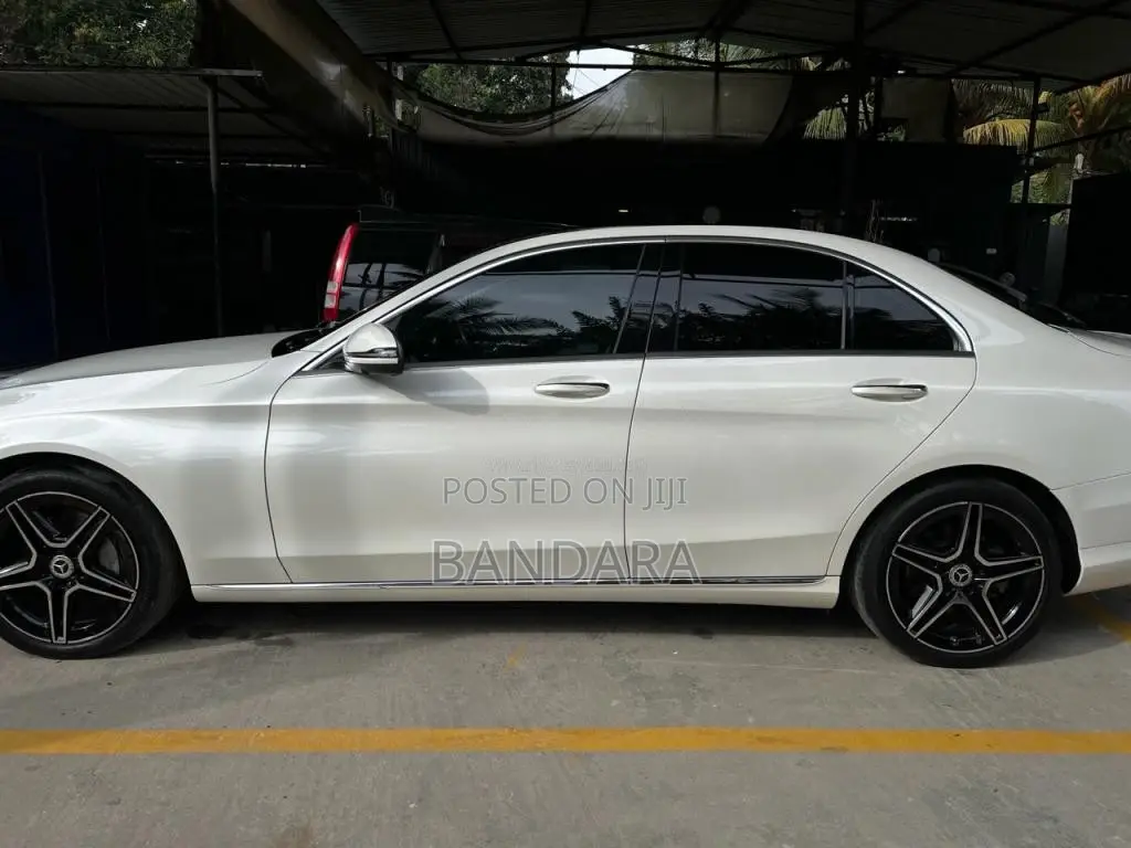 Mercedes-Benz C350 Spots Premium 2017 Car (Used)